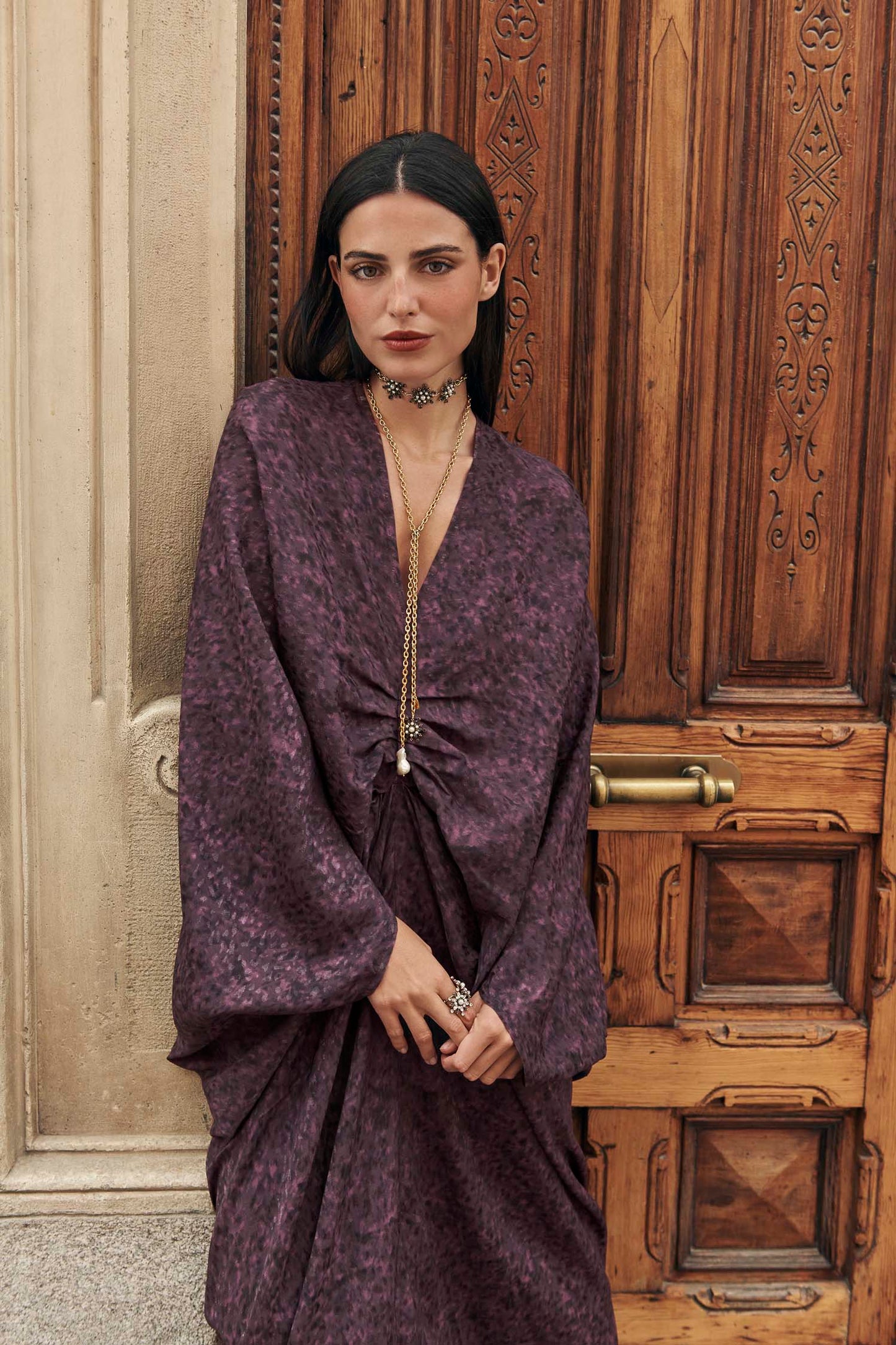 KAFTÁN VALENTINA MORADO